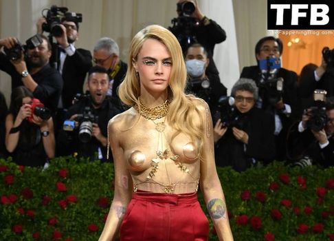 Cara Delevingne