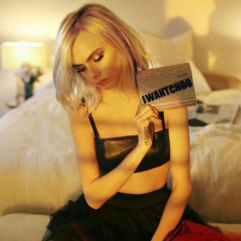Cara Delevingne