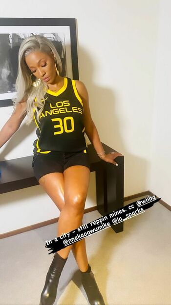 Cari Champion