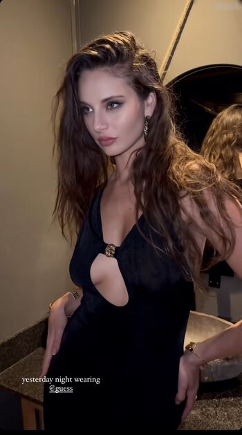 Carina Zavline
