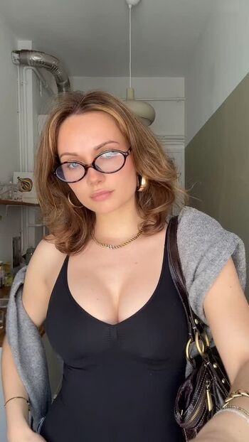 Carla Sophie Schell
