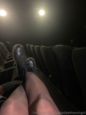 carlasfeetfrenchgirl