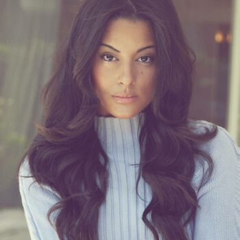 Carmela Zumbado