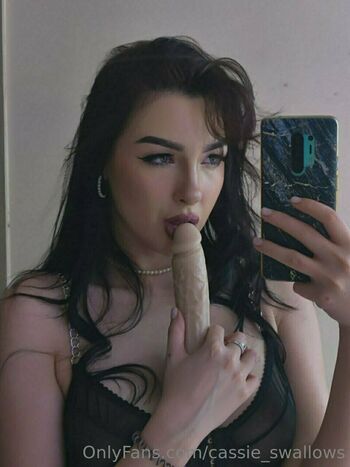 cassie_swallows