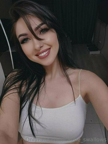 cassie_swallows