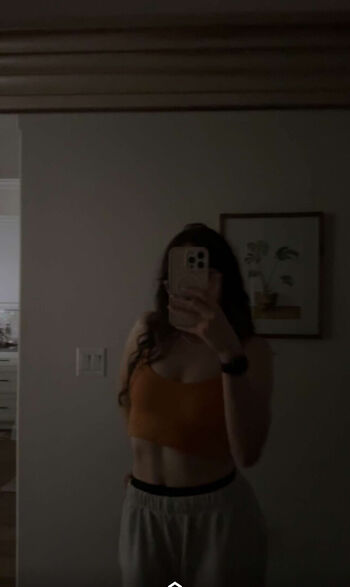 Catlyn Crespo