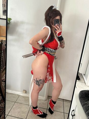 Caytie Cosplay