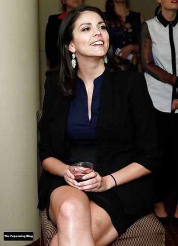 Cecily Strong