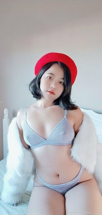Cee_cee24