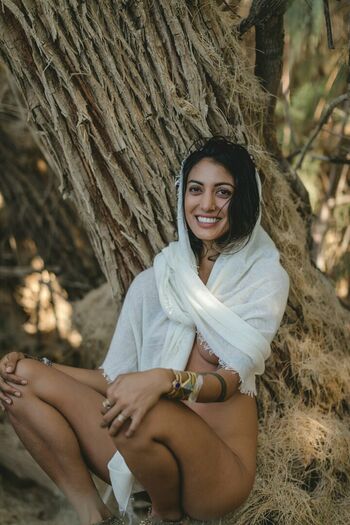 Chandrika Passionica