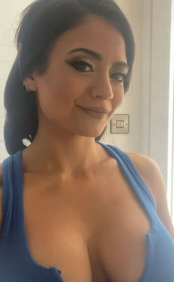 chanellewestk