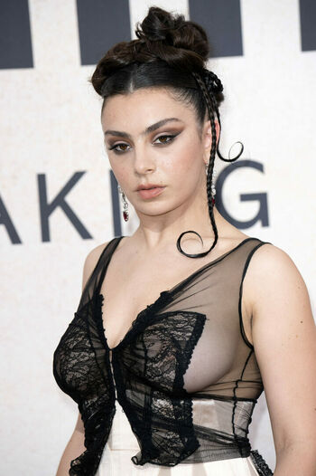 Charli XCX