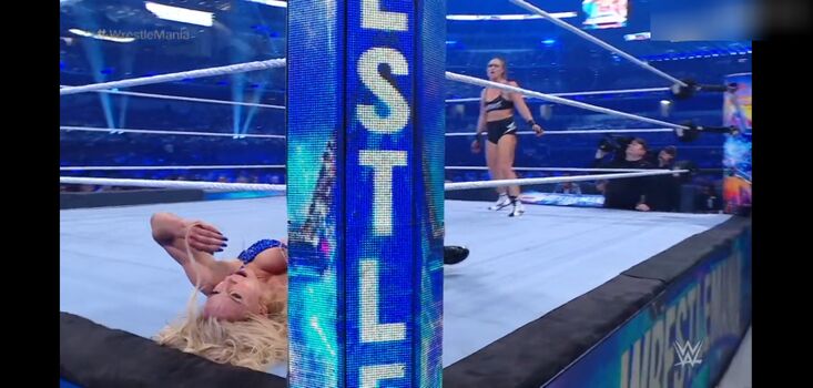 Charlotte Flair