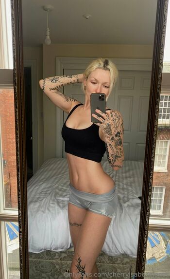 cherryisabellejones