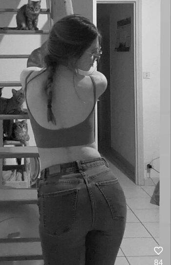 Chicalouu MYM