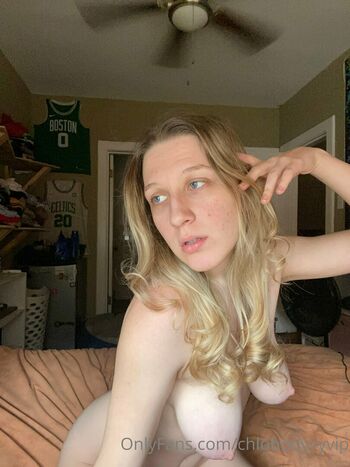 chlobodyyyvip