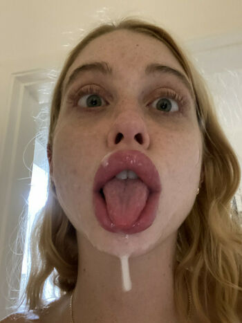 Chloe Cherry