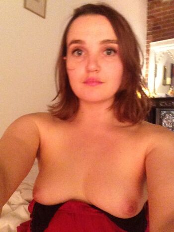 Chloe Fineman
