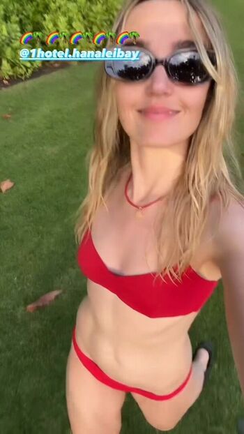 Chloe Fineman