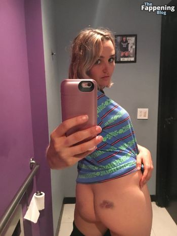 Chloe Fineman