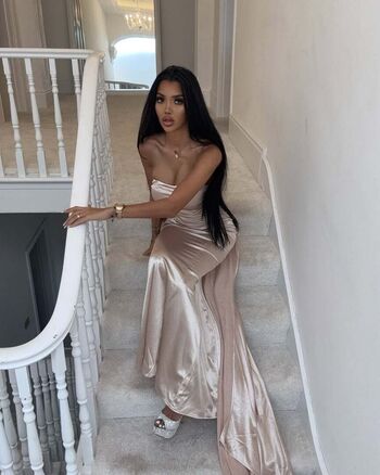 Chloe Khan