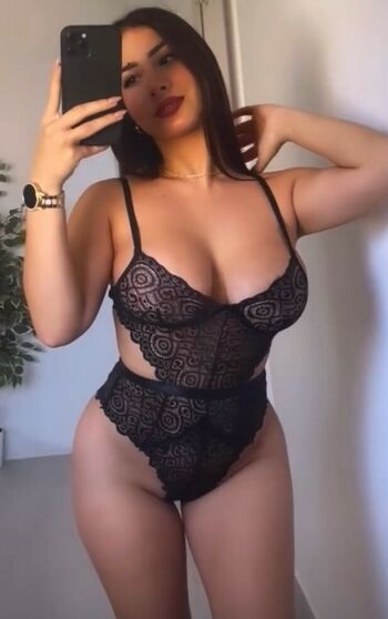 Chloe Warm