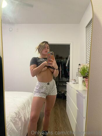 chloecream18