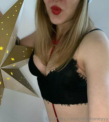 chloehoneyyy