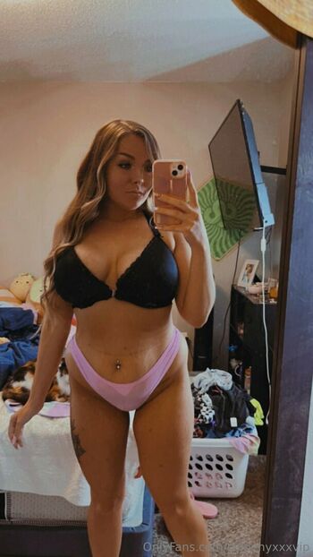 chloenyxxxvip