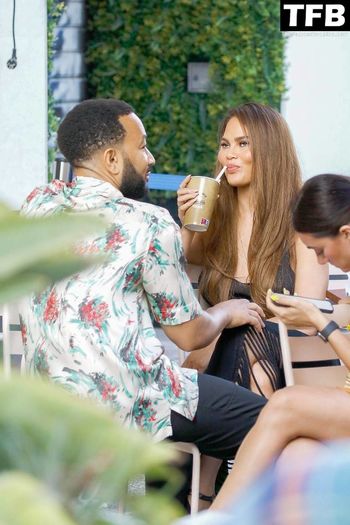 Chrissy Teigen