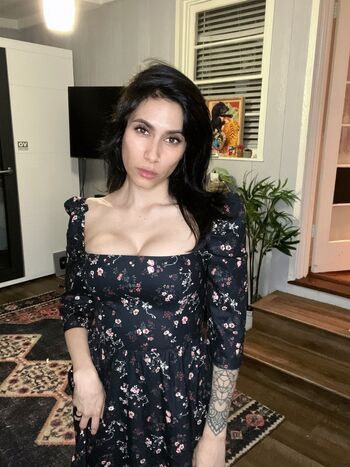 Christina Vee Valenzuela