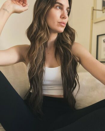 Christy Carlson Romano