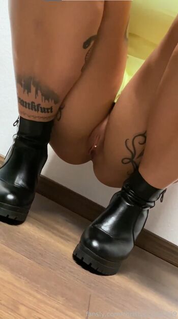 christycrystal369
