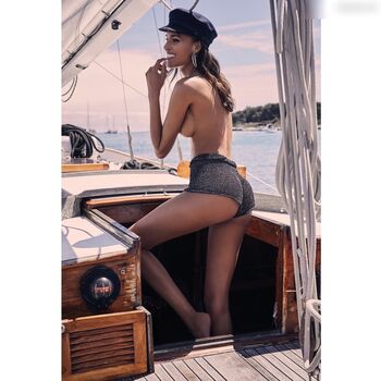 Cindy Bruna