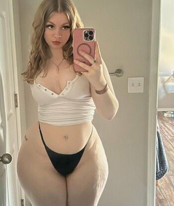 Cinnamonthighs