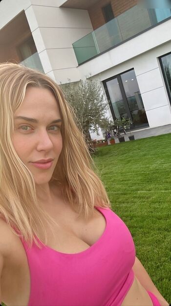 CJ Perry aka Lana
