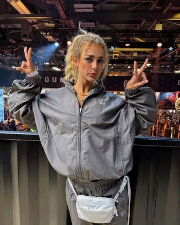 Claire Stone