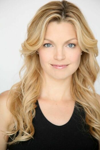 Clare Kramer