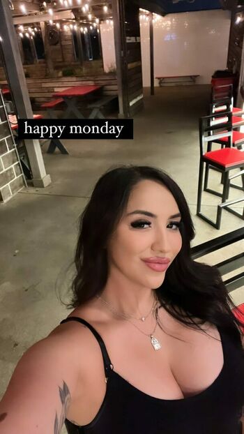 Claudelia Zarate