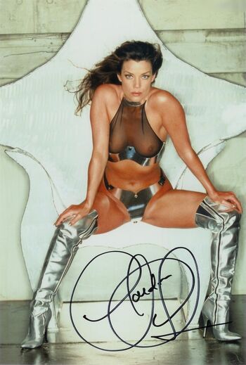 Claudia Christian