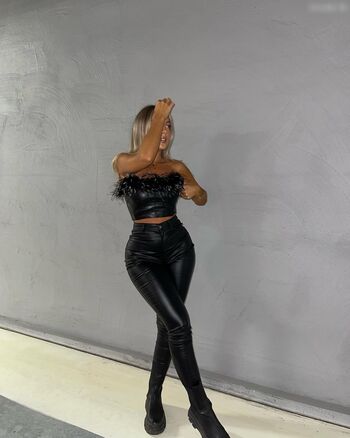 Claudiaisabella