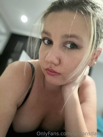 cmfansdaily