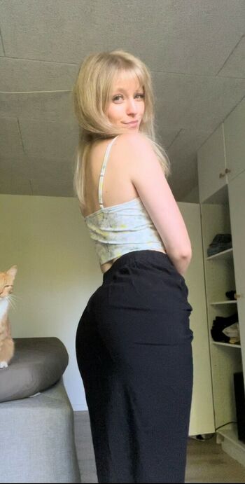 Copykat_/Itsyourkatrine