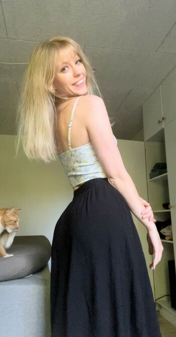 Copykat_/Itsyourkatrine