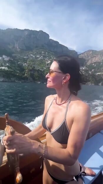 Courteney Cox