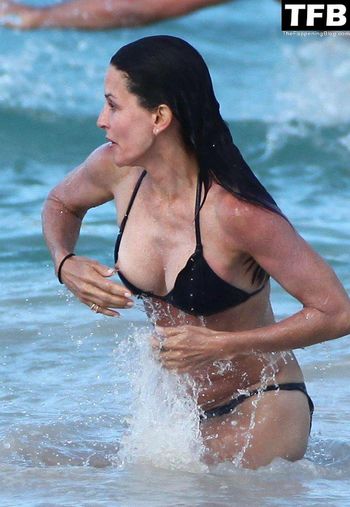 Courteney Cox