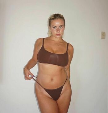 Courtnee Crews