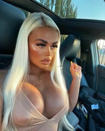 Courtneydoylexx
