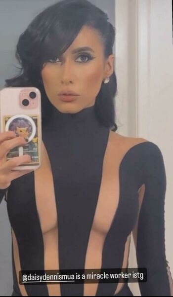 Cristina Vee