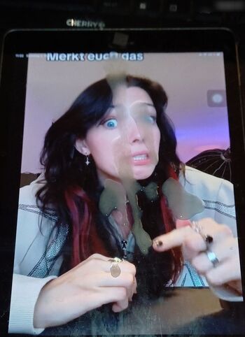 Cum Tributes